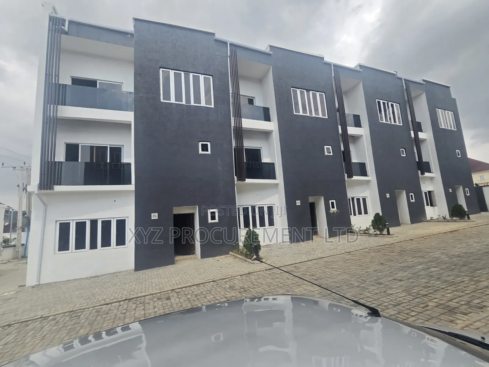 5bdrm Townhouse/Terrace in Jahi for sale