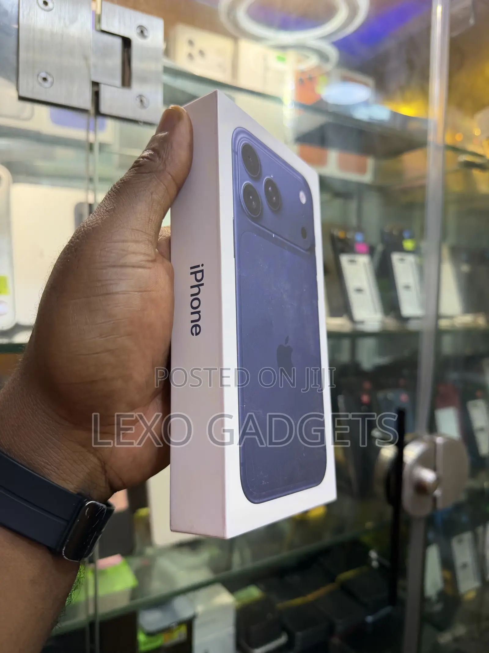 New Apple iPhone 17 Pro Max 256 GB Blue