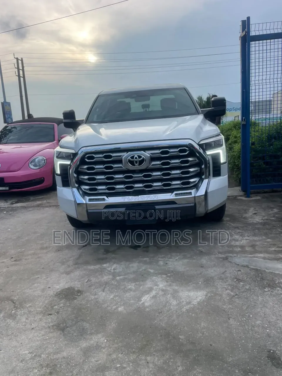 Toyota Tundra 2024 White