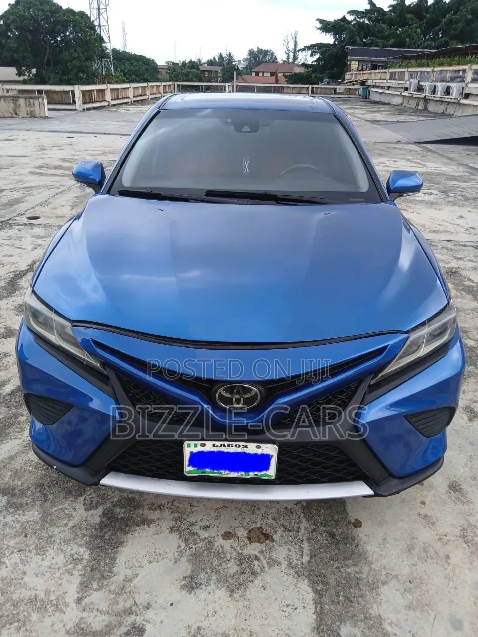 Toyota Camry 2020 Blue
