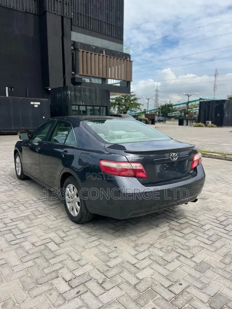 Toyota Camry 2007 Gray