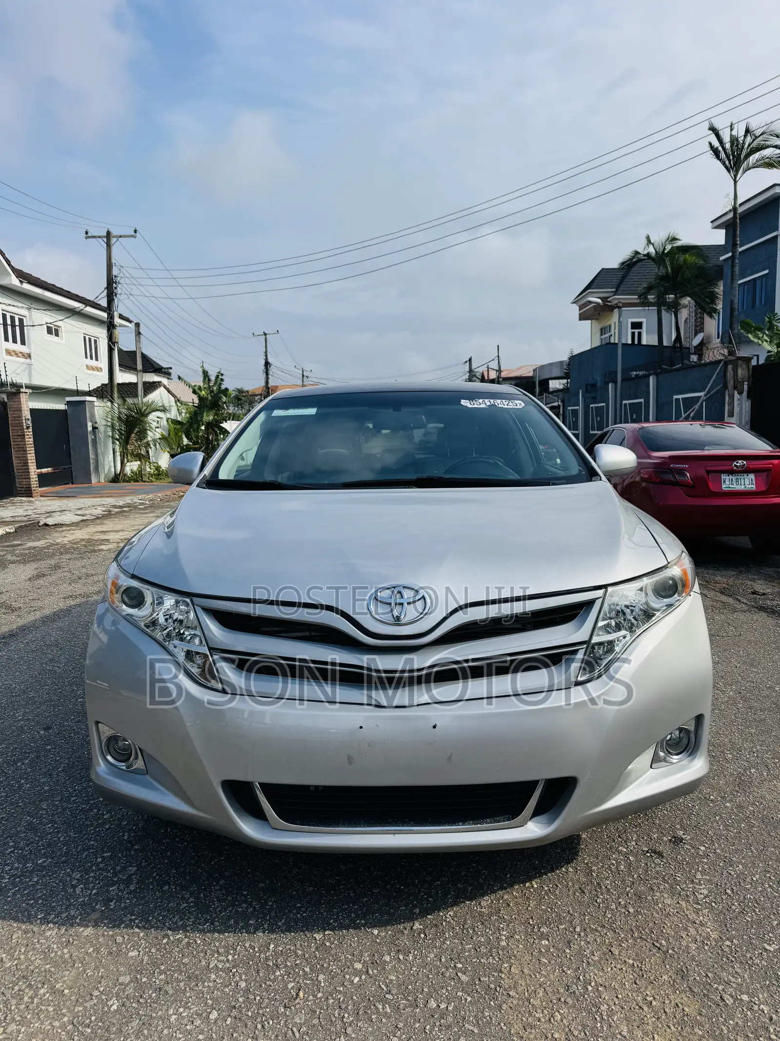 Toyota Venza XLE 2012 Silver