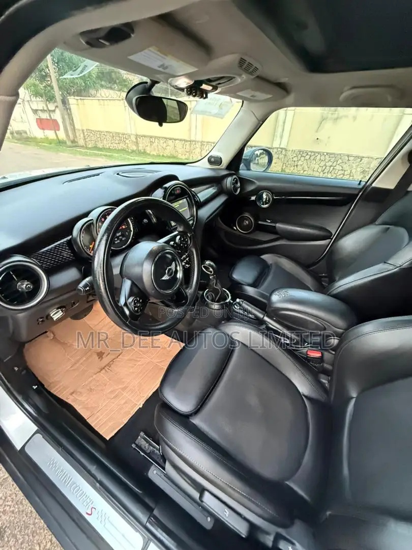 Mini Cooper 2015 White