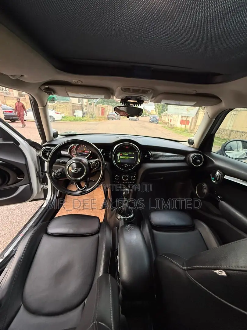 Mini Cooper 2015 White