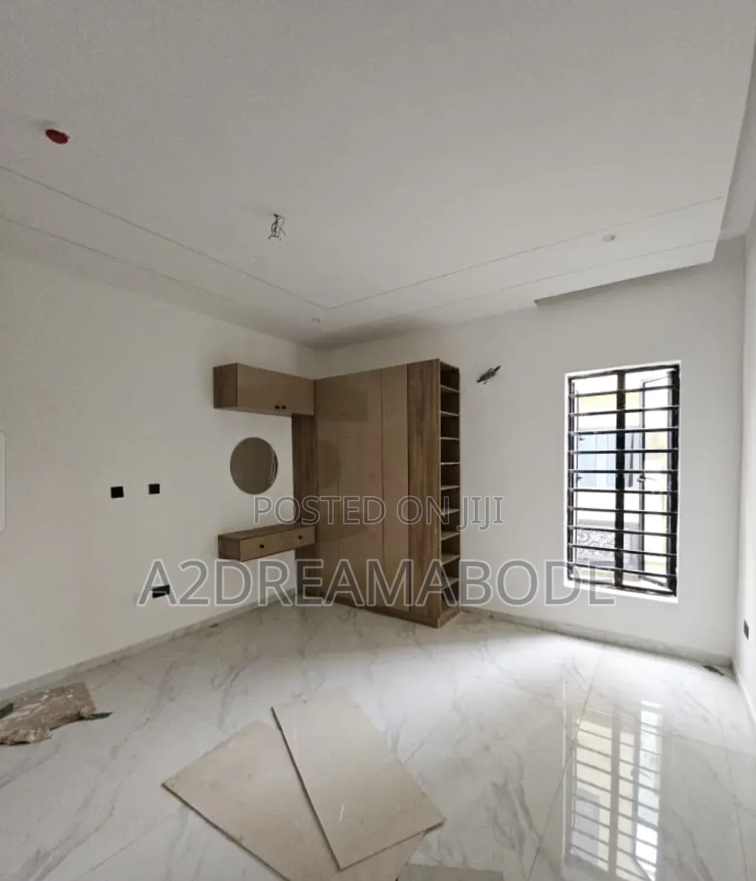 3bdrm Apartment in Ikeja Gra for sale