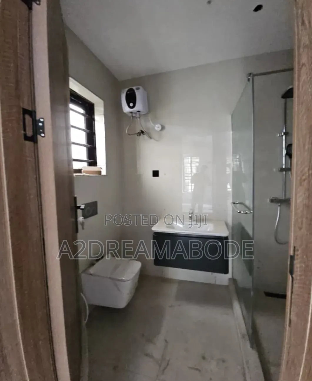 3bdrm Apartment in Ikeja Gra for sale
