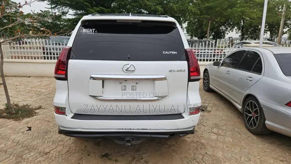 Lexus GX 2012 White