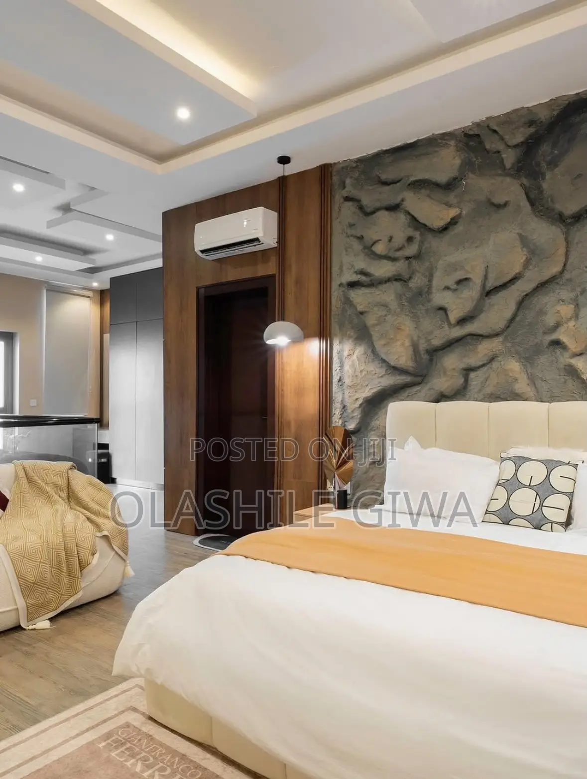 1 Bedroom Loft