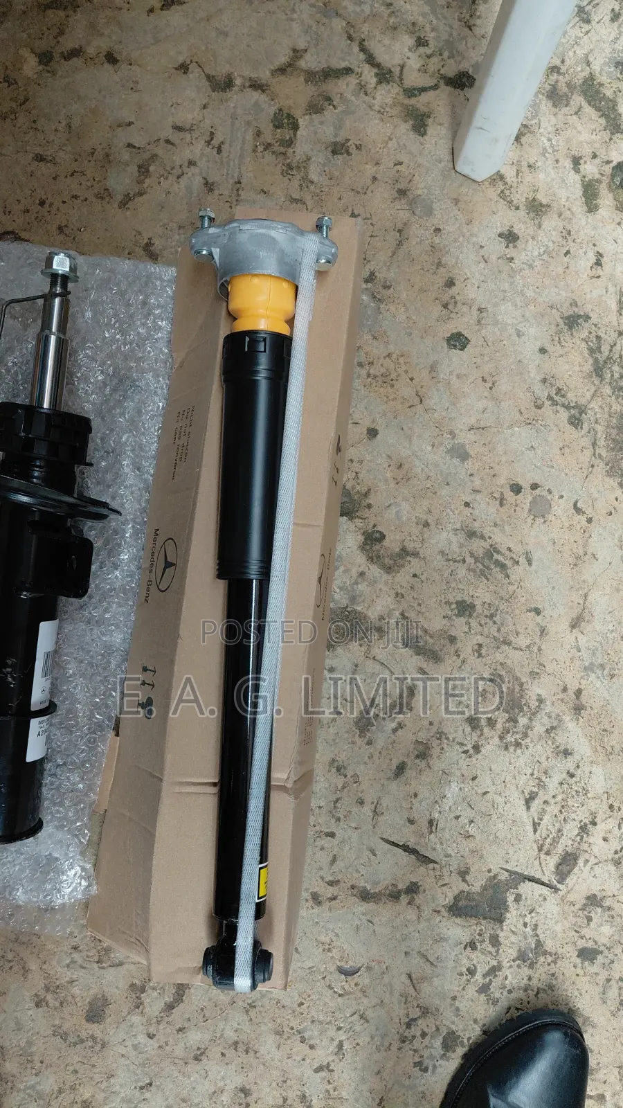Mercedes-Benz W204 C-Class, Rear
Shock Absorber
