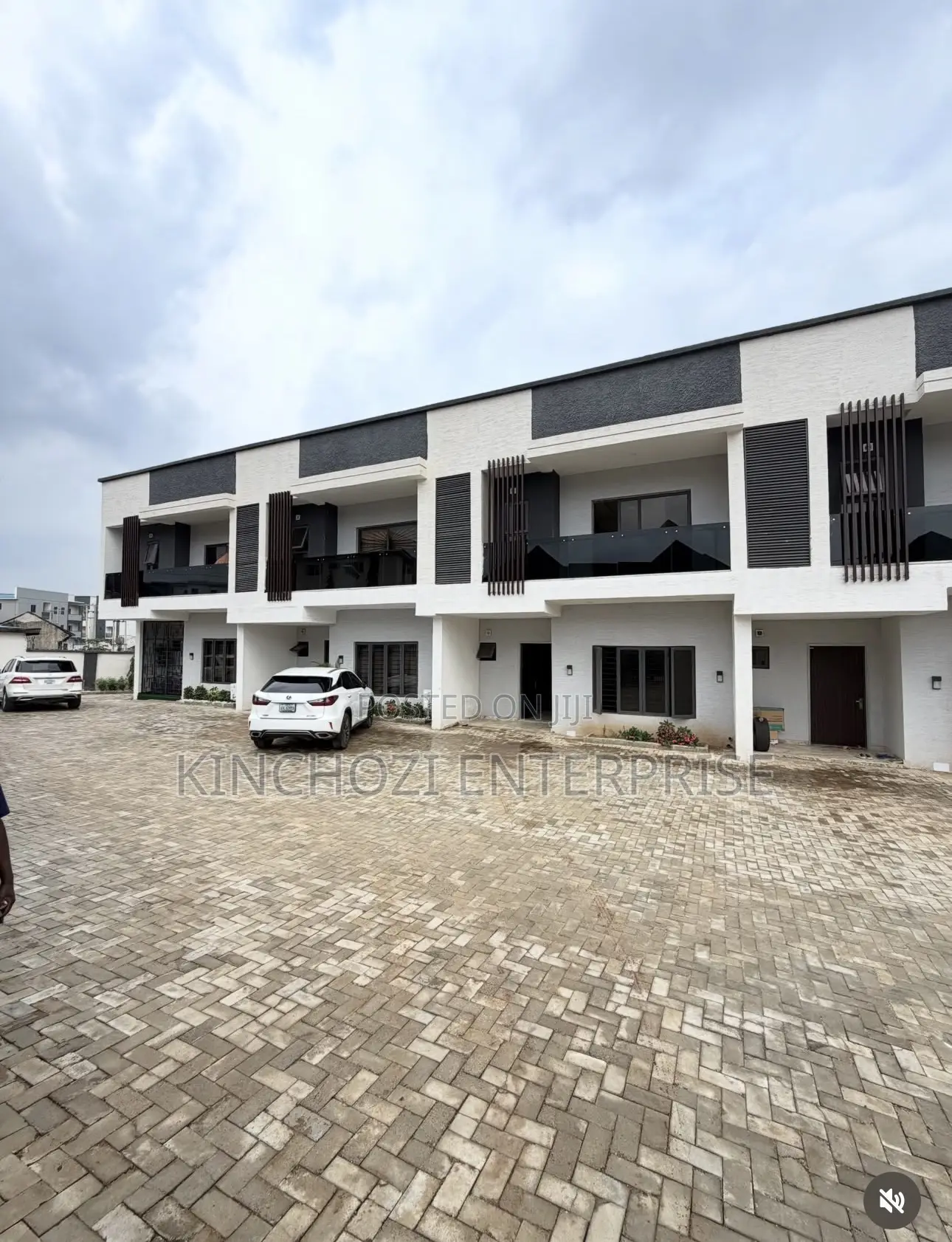 3bdrm Duplex in Lifecamp, Gaduwa for rent