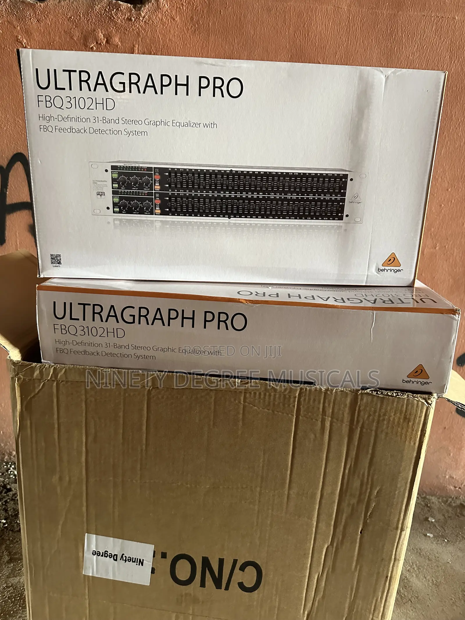 Behringer Ultragraph Pro Fbq3102 Hd