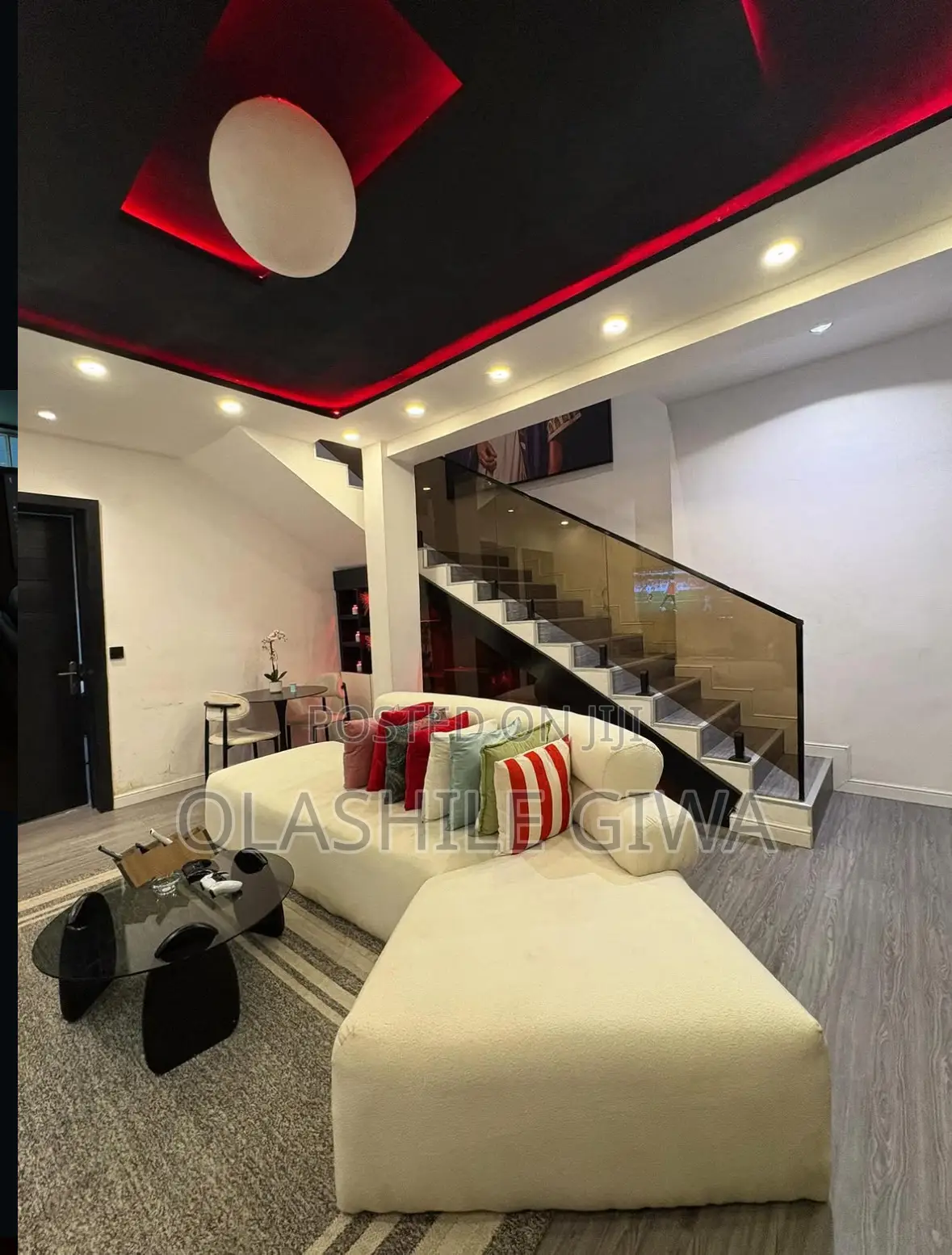 2bedroom With Redroom
