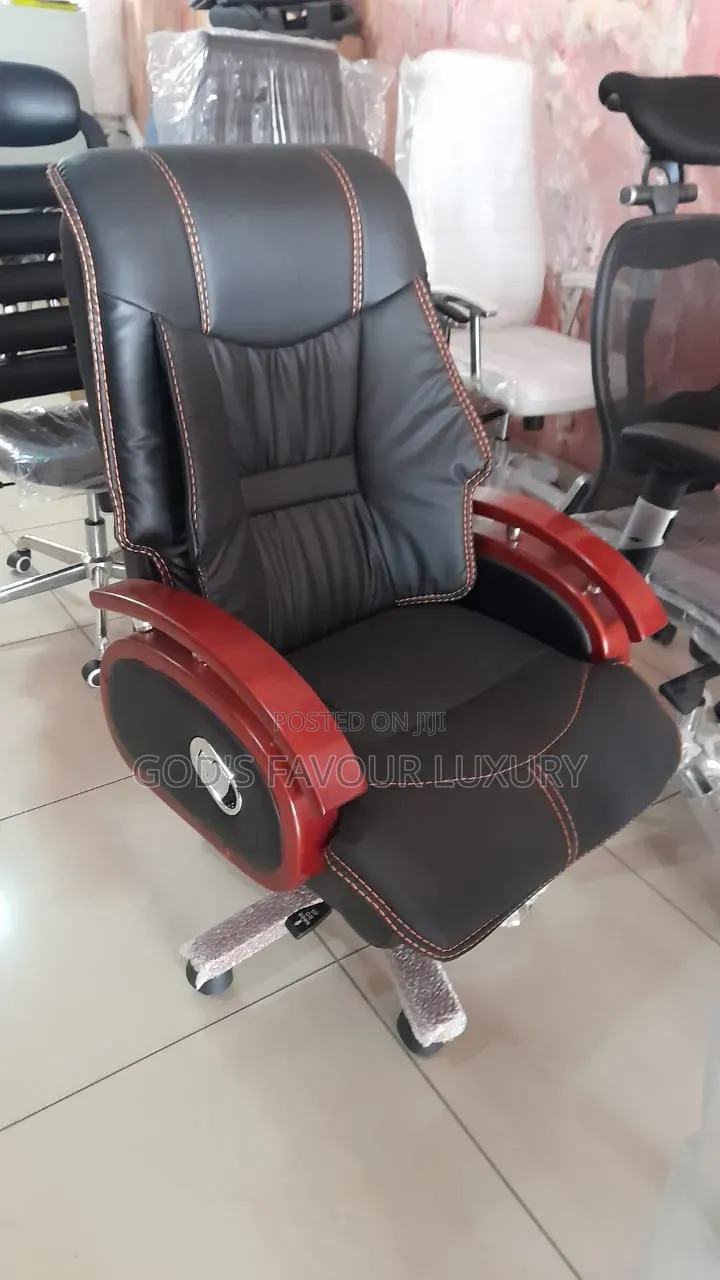 Executive Office Leather Chair.