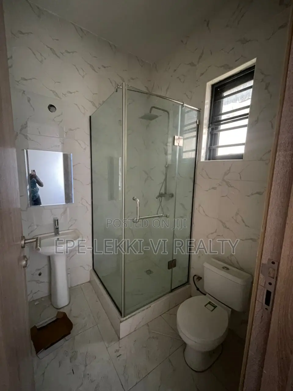 4bdrm Duplex in Lekki for rent
