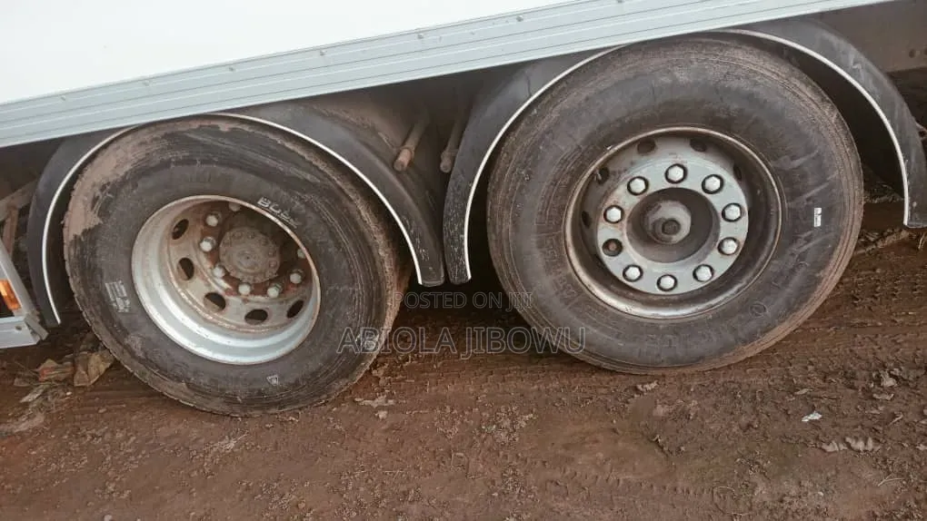 Volvo Fm7 290 Container Body 8tyres