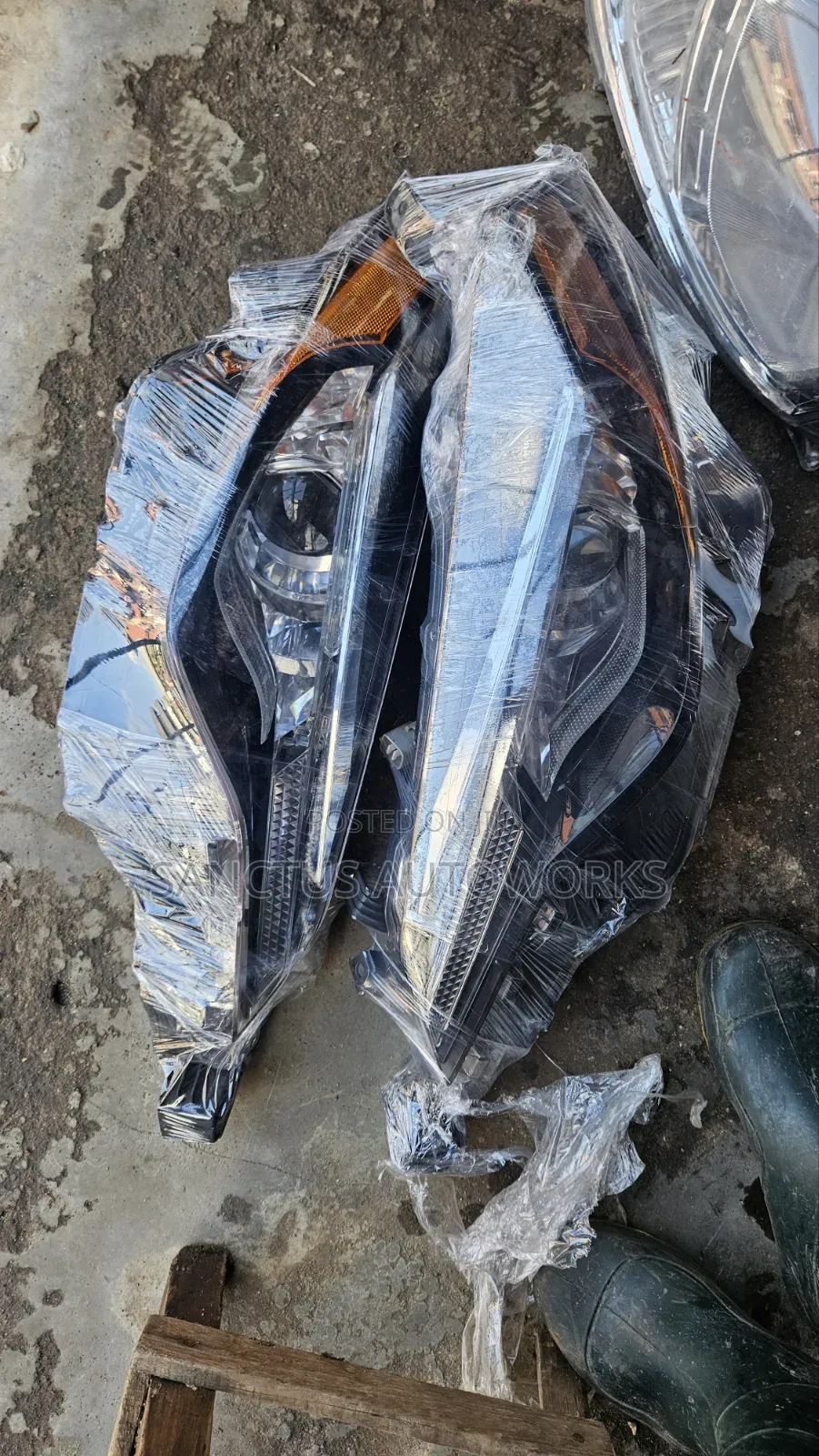 Headlight Toyota Corolla 2017/ 2018