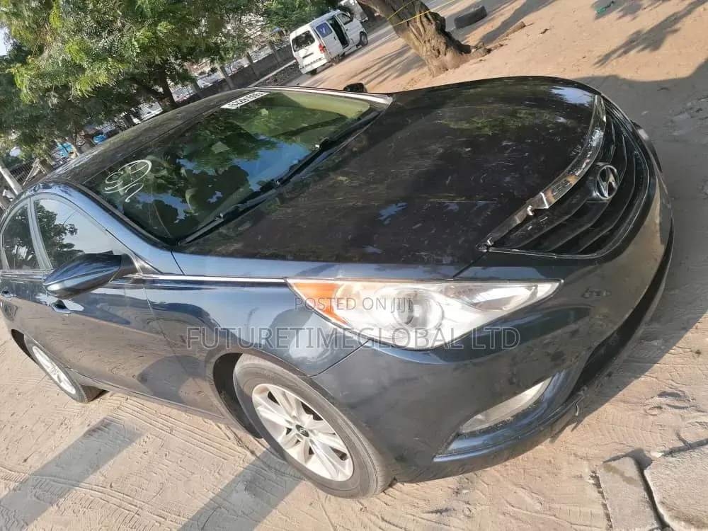 Hyundai Sonata 2013 Black