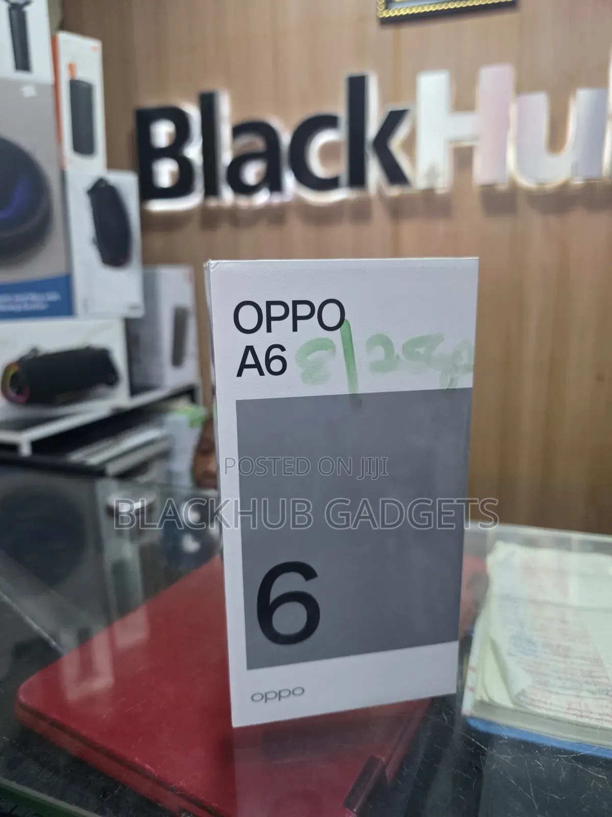 New Oppo A6 256 GB