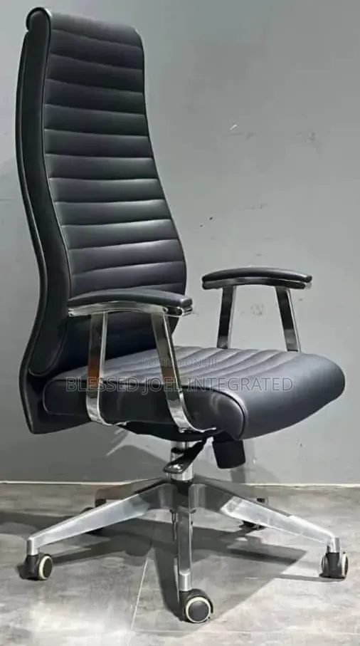 High Back Swivel Office Chair
