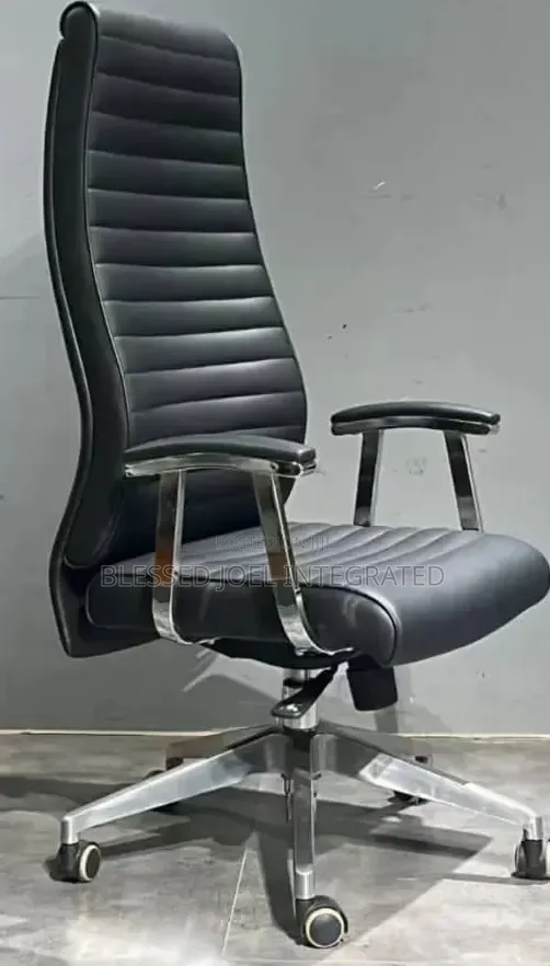 High Back Swivel Office Chair
