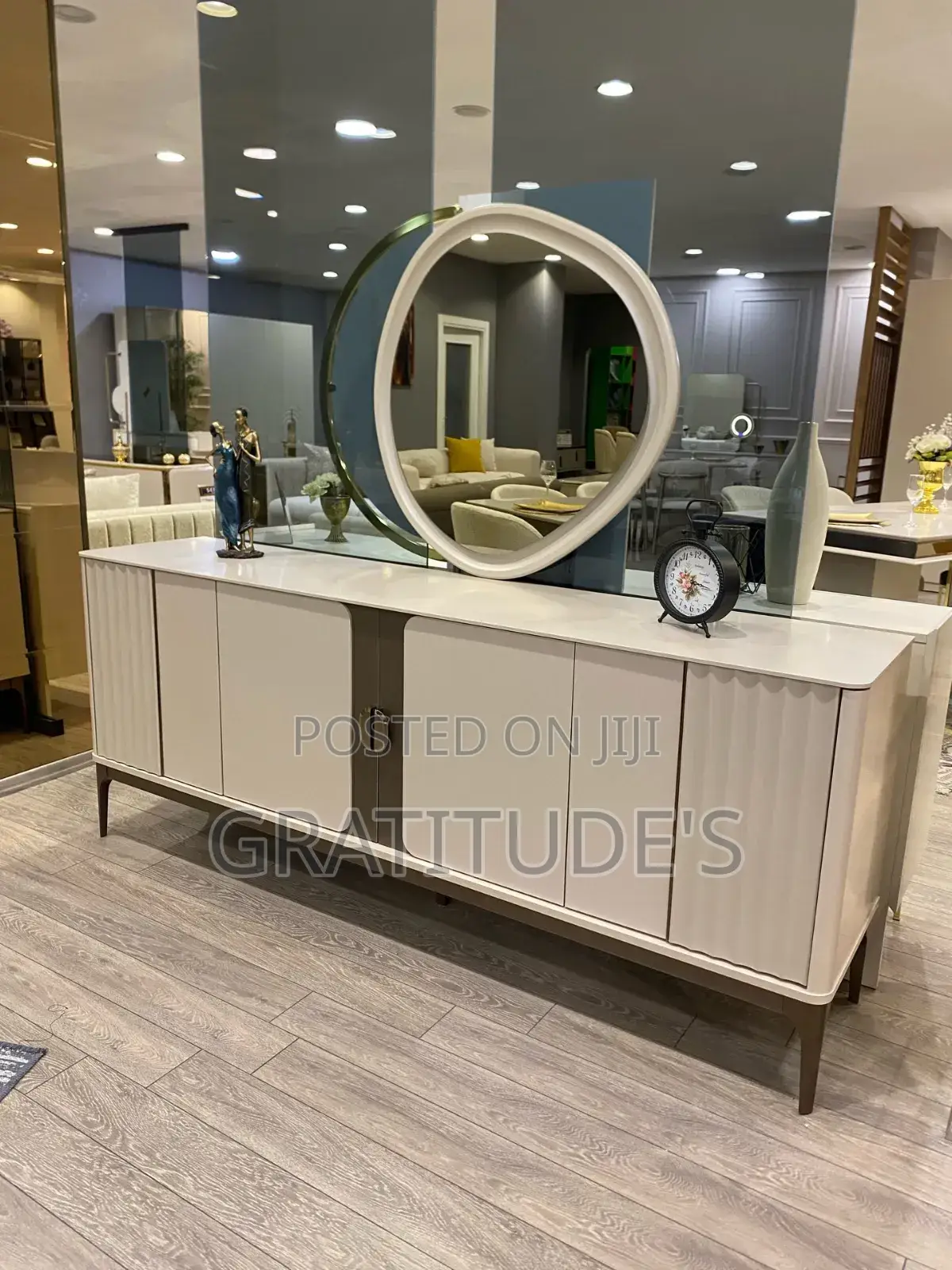 Luxury Mirror Console Table