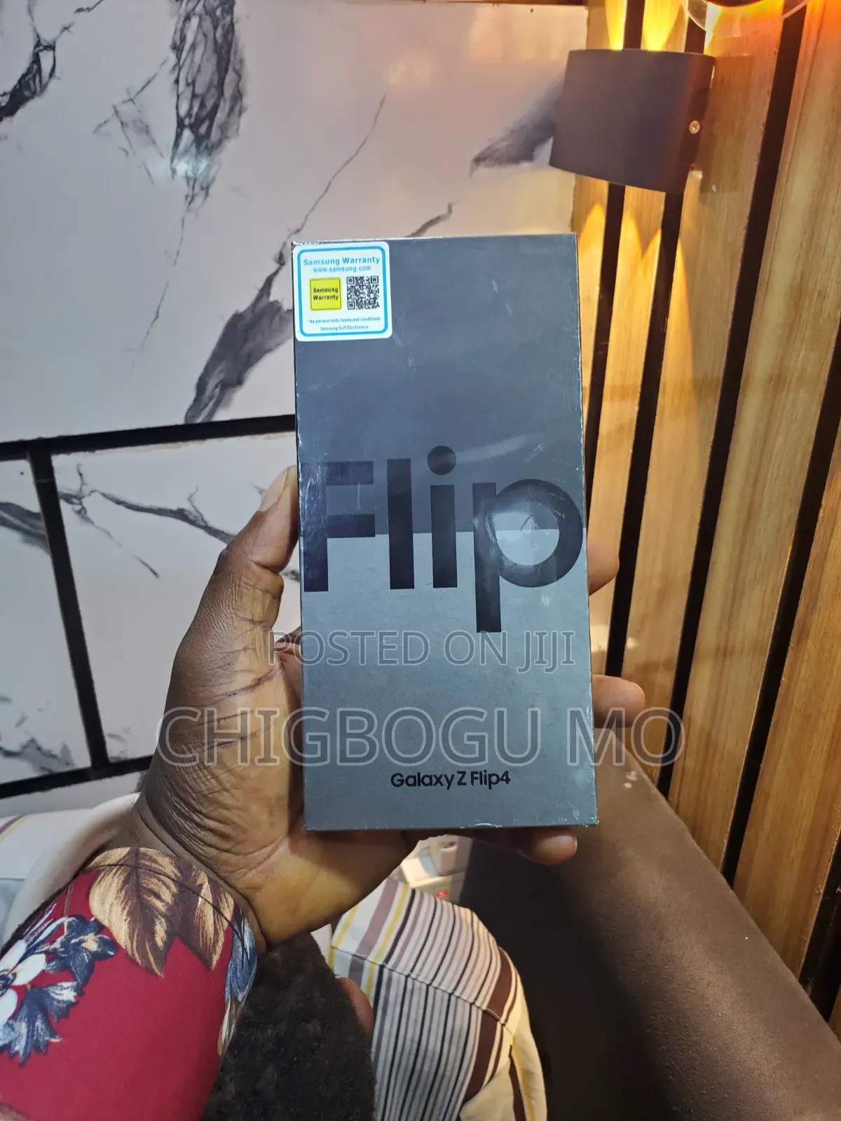 New Samsung Galaxy Z Flip4 128 GB