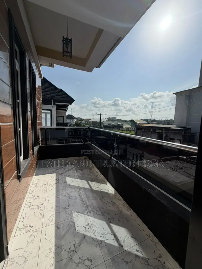 1bdrm Shared Apartment in Ikota Lekki for rent