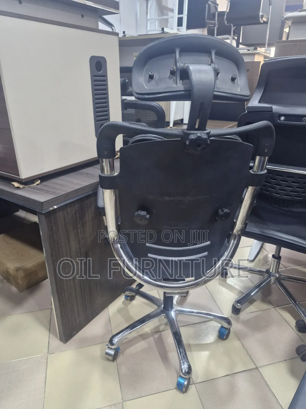 High-end Executive Orthopedic Office Chair – Adjustable Headrest