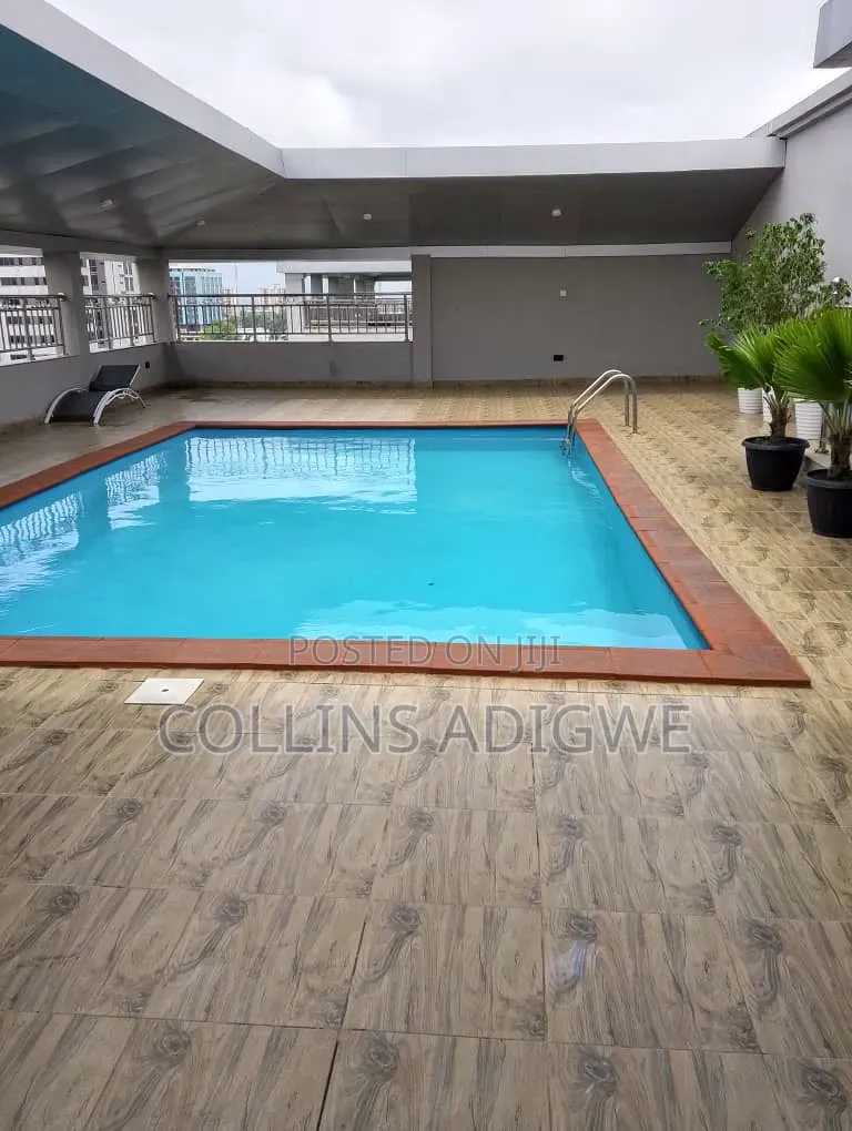 3bdrm Apartment in Vi, Adeola Odeku for sale