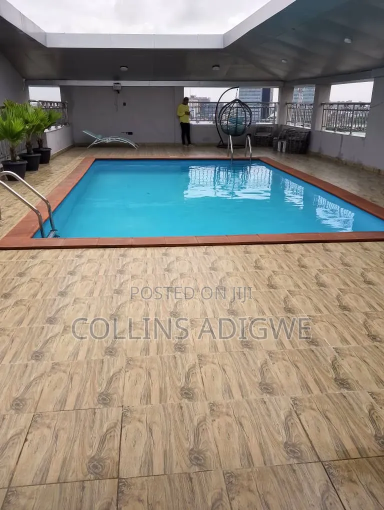 3bdrm Apartment in Vi, Adeola Odeku for sale