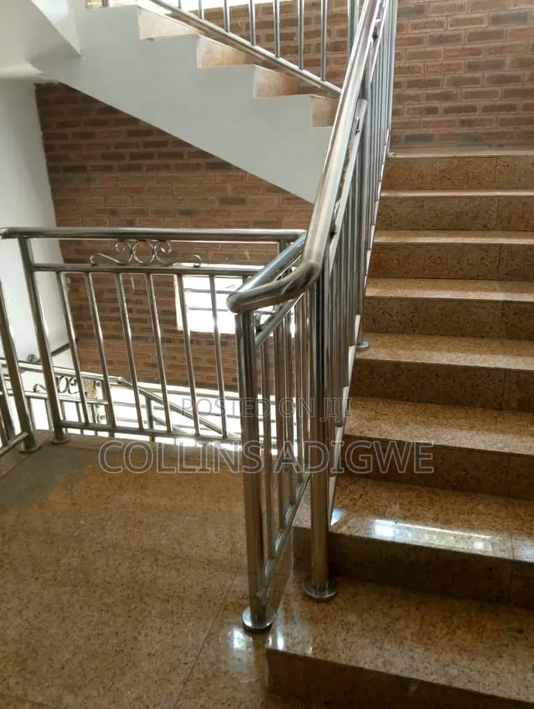 3bdrm Apartment in Vi, Adeola Odeku for sale
