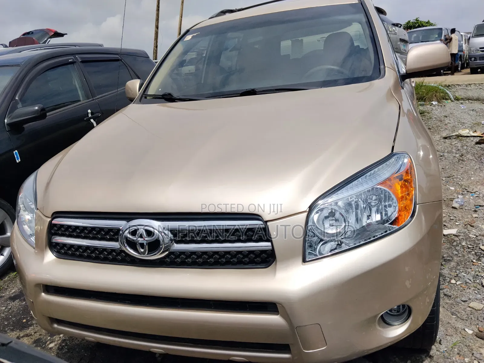 Toyota RAV4 2007 Gold