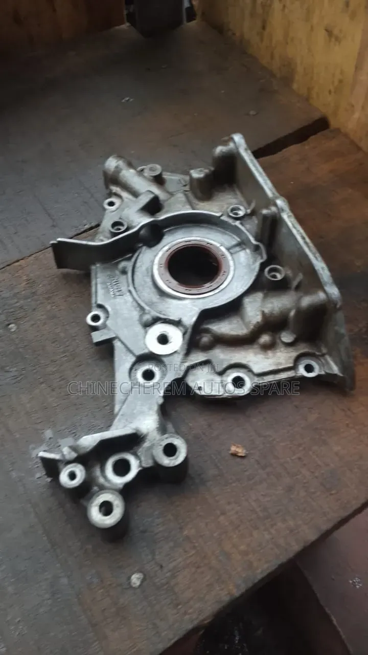 Direct Tokunbo Oil Pump for Toyota Camry V6 Engine