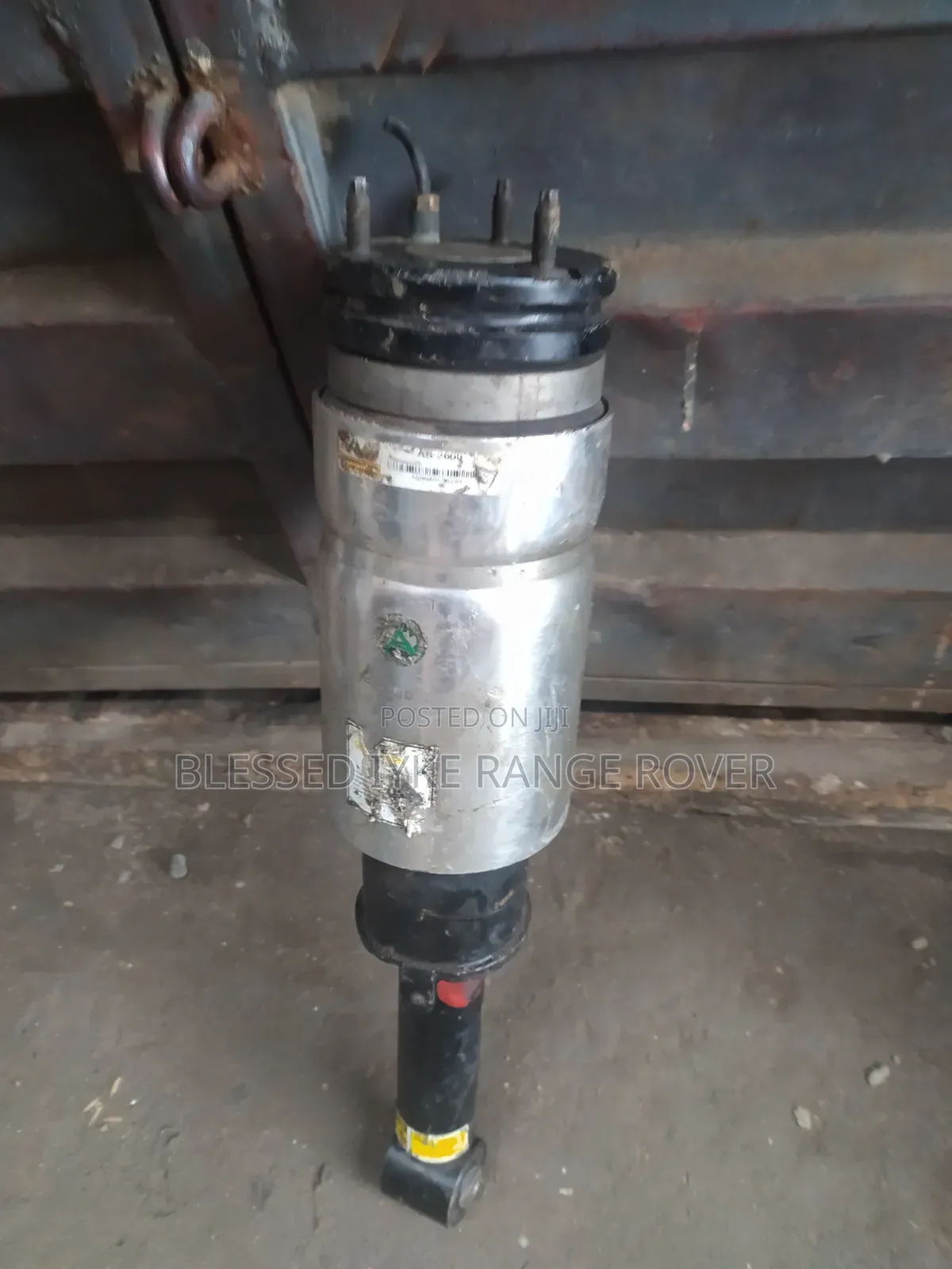 Land Rover Lr3 Lr4 Front Balloon