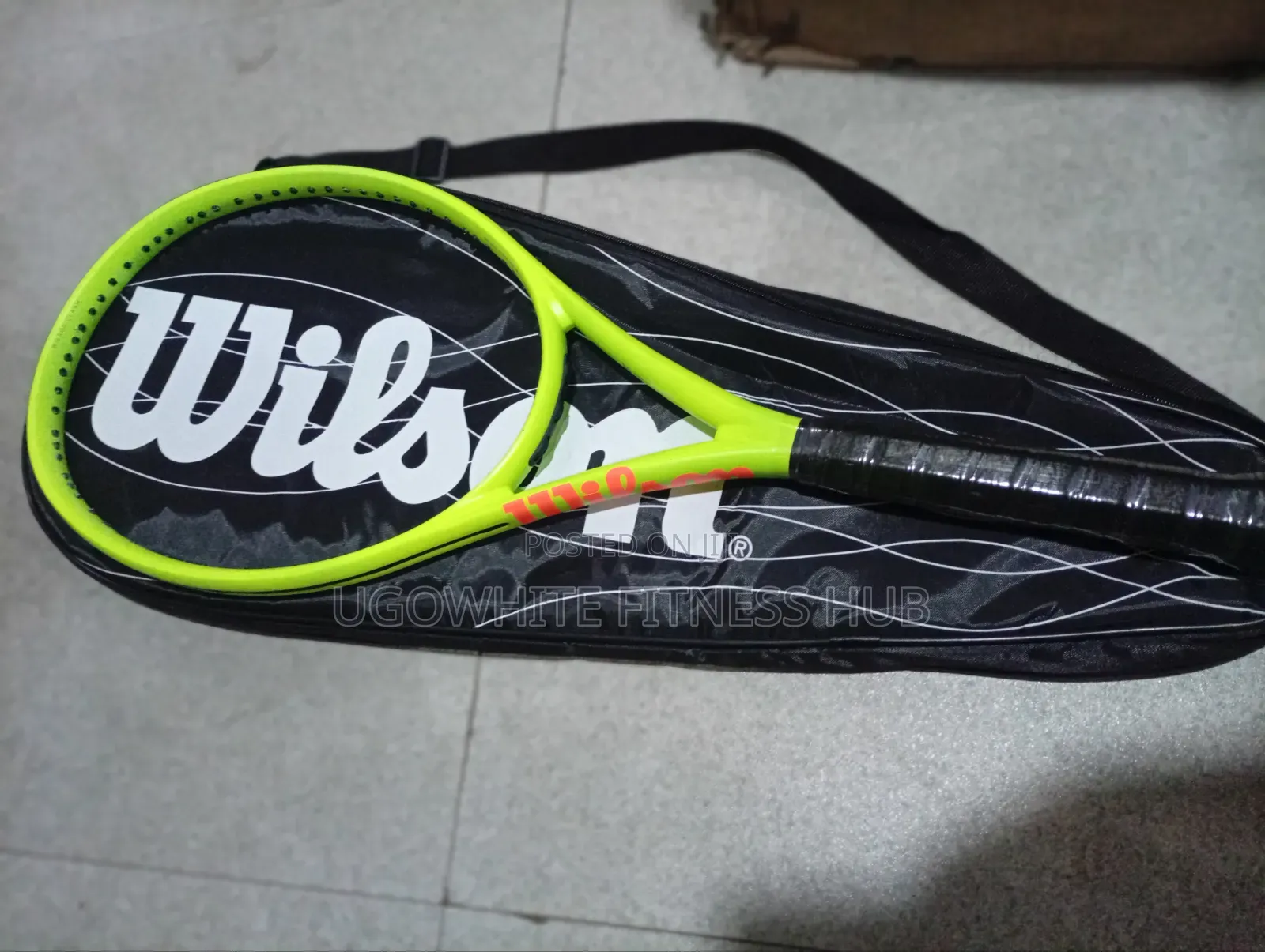 Wilson Clash 100l (V2 or V3) Tennis Racket,