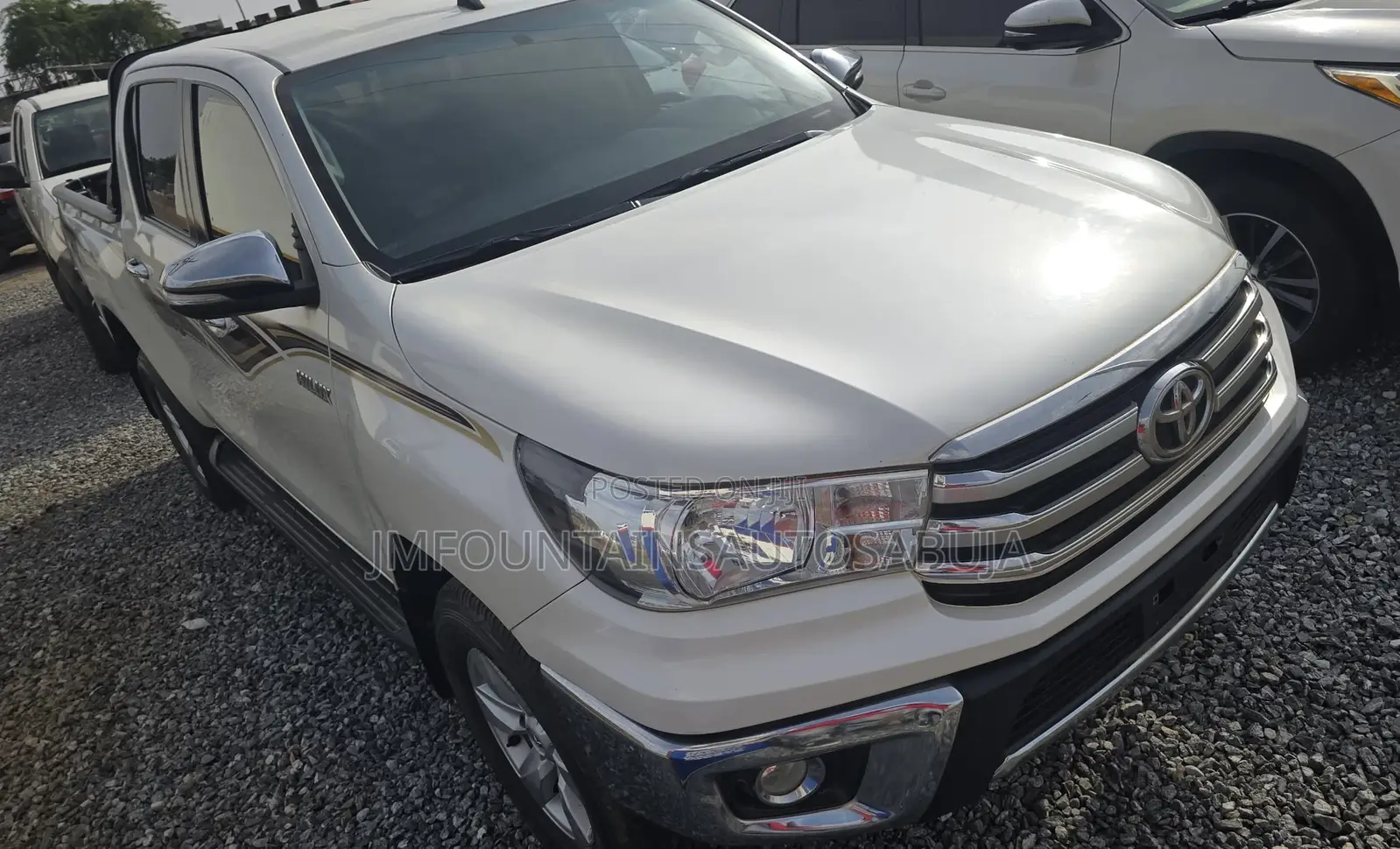 Toyota Hilux 2016 White