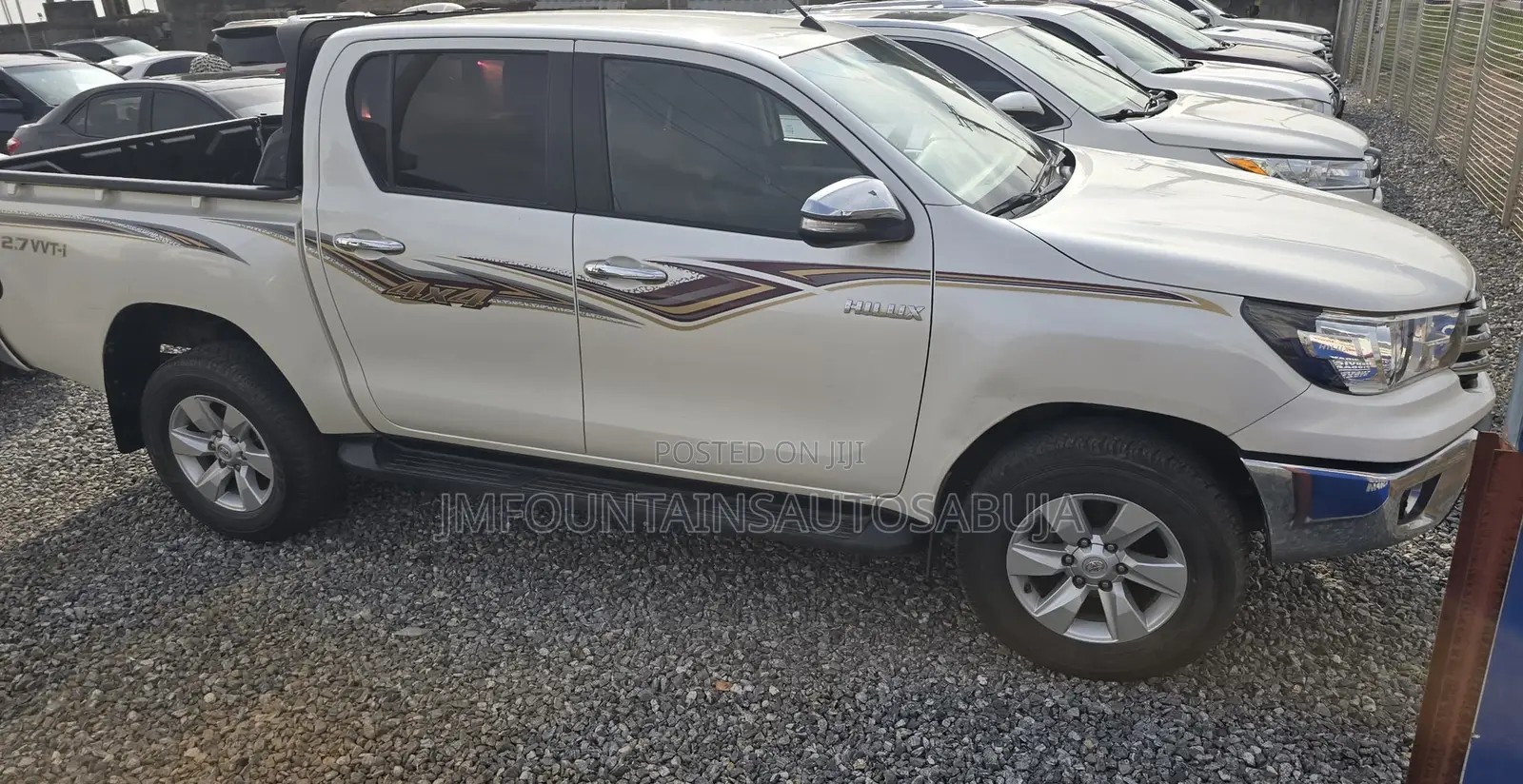 Toyota Hilux 2016 White