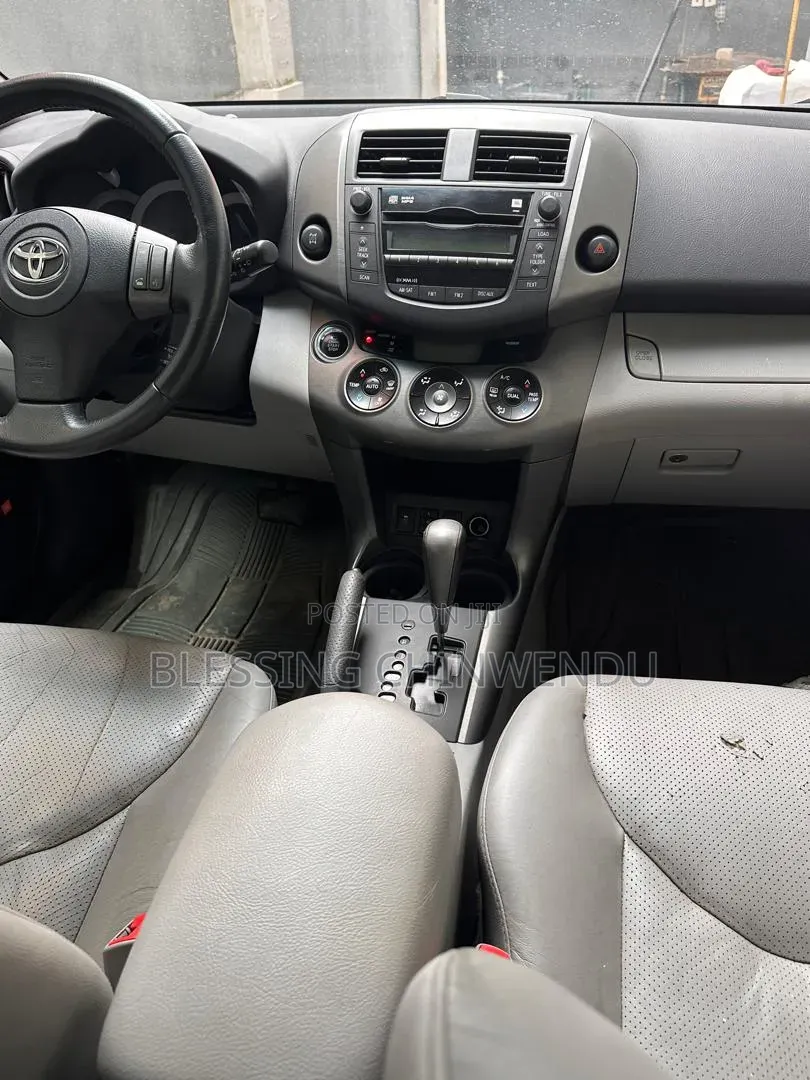 Toyota RAV4 3.5 Limited 4x4 2011 White