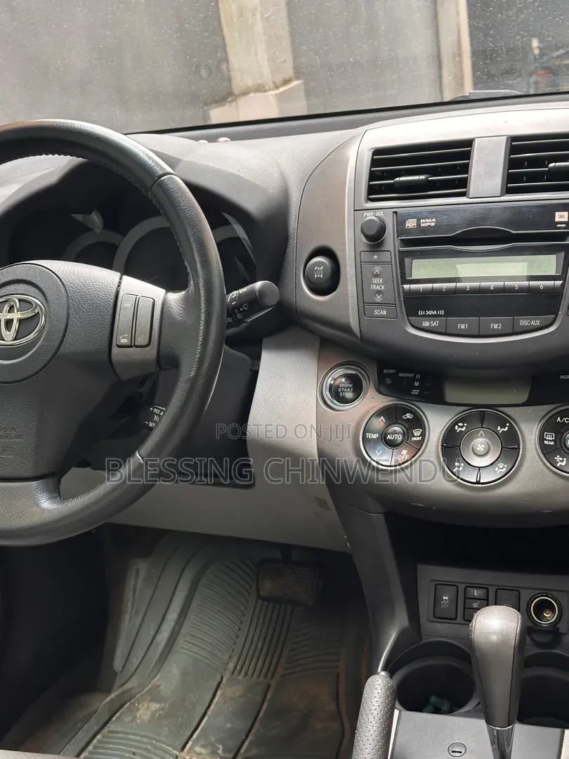 Toyota RAV4 3.5 Limited 4x4 2011 White