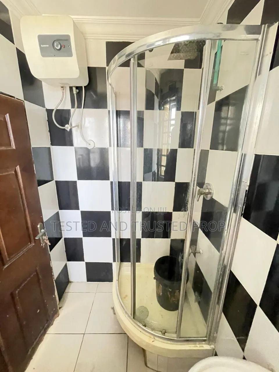 1bdrm Apartment in Conservation, Chevron for rent