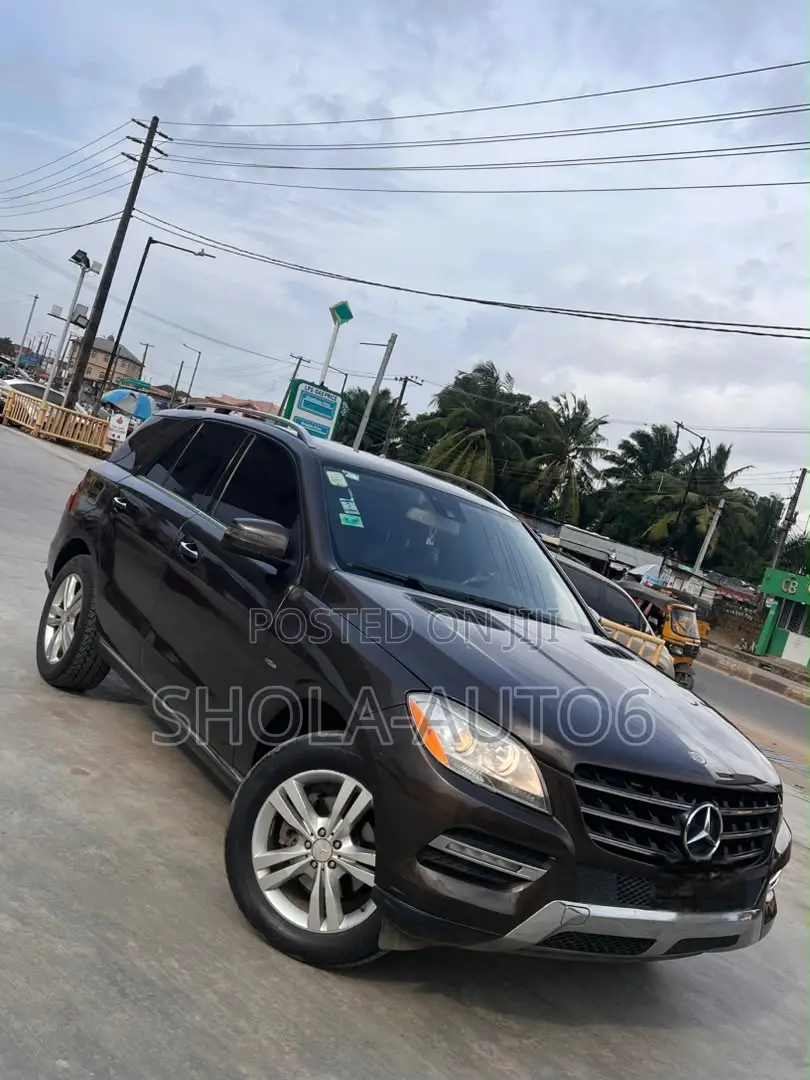 Mercedes-Benz M Class ML 350 BlueTEC 4Matic 2012 Maroon