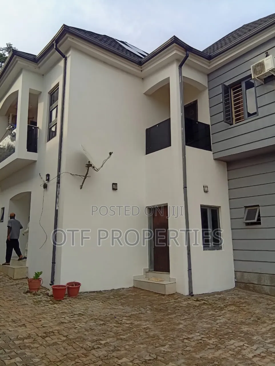 2bdrm Block of Flats in Sangwari Layout, Dutse-Alhaji for rent