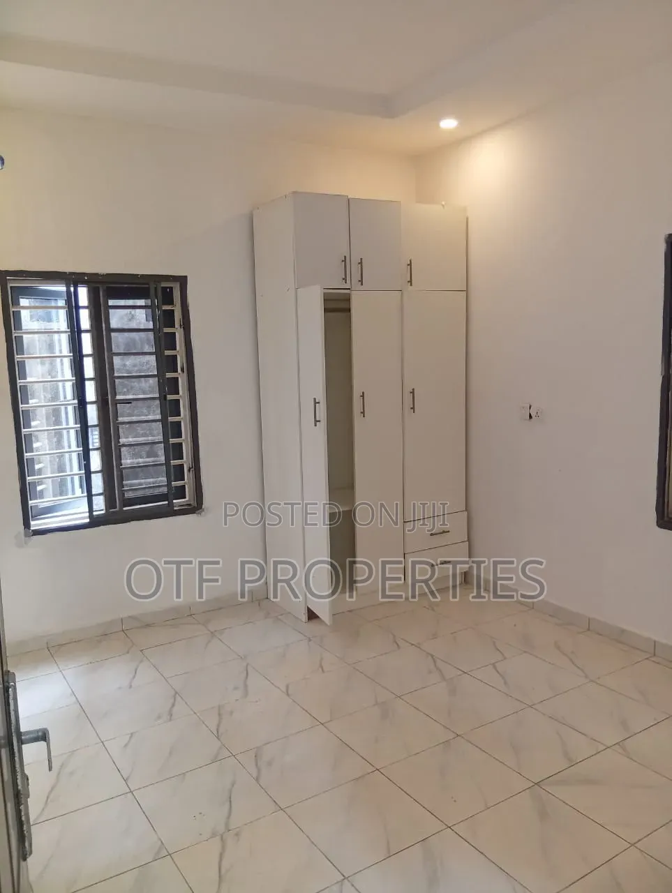 2bdrm Block of Flats in Sangwari Layout, Dutse-Alhaji for rent