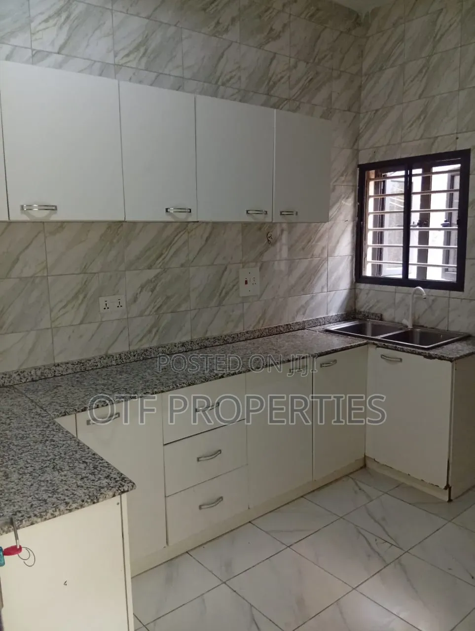 2bdrm Block of Flats in Sangwari Layout, Dutse-Alhaji for rent