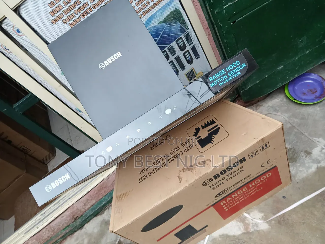 Bosch T-Shape Heat Extractor Hand Wave Control Hood