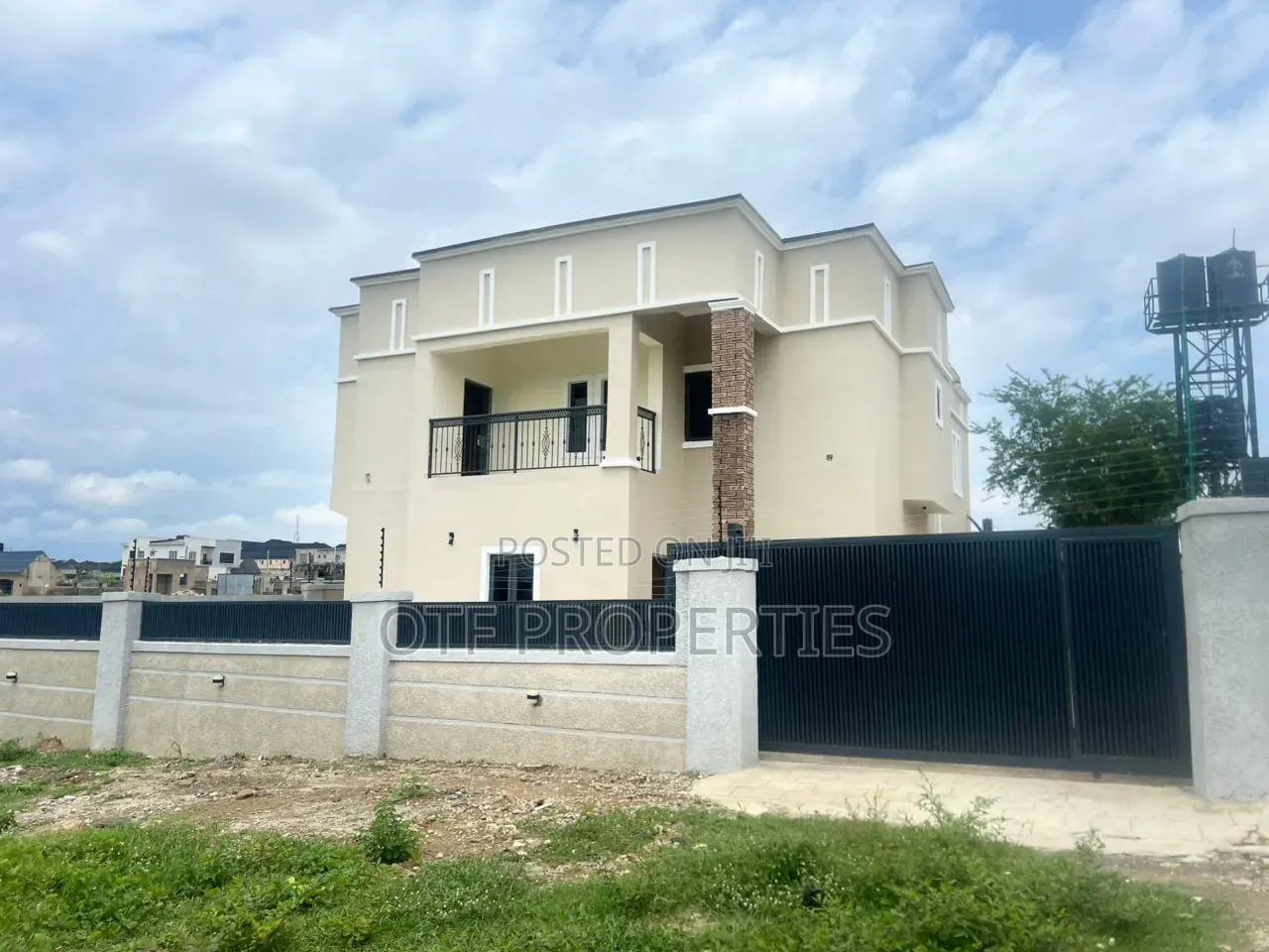 4bdrm Duplex in Jedo Estate,, FHA for rent