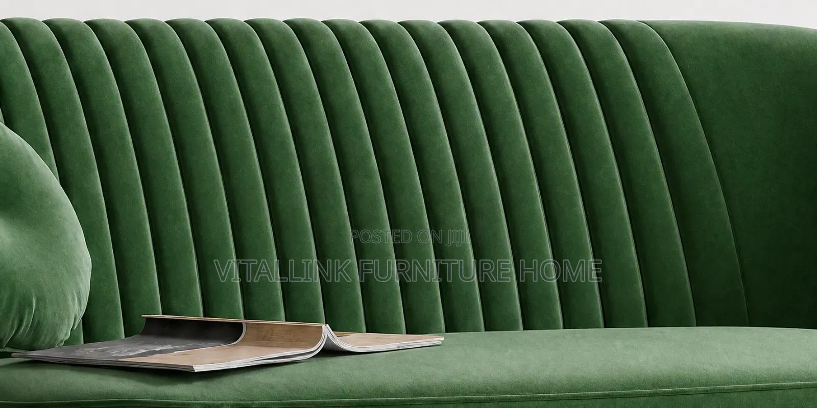 Luxury Emerald Green Velvet Curved Sofa