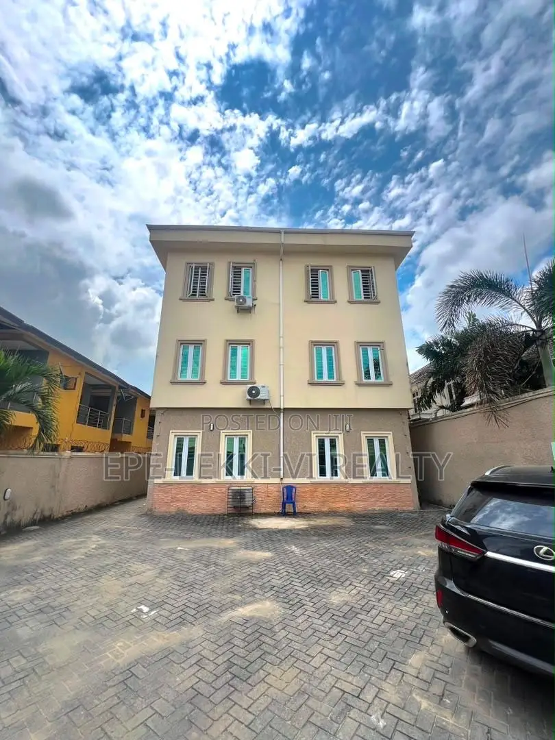 Furnished 3bdrm Apartment in Old Ikoyi for sale