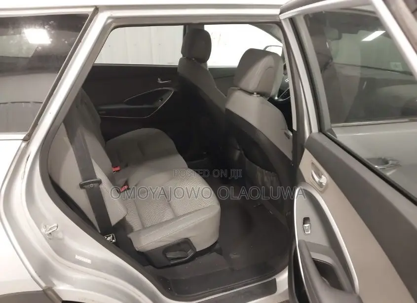 Hyundai Santa Fe 2017 Silver