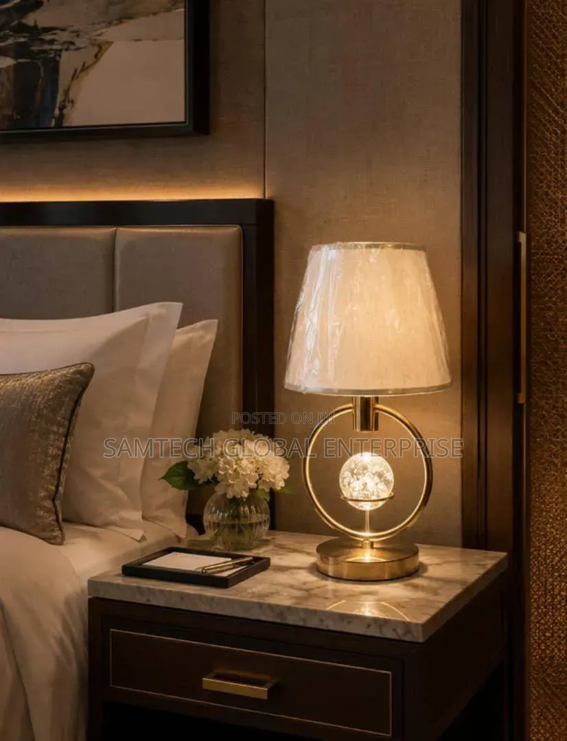 Luxury Crystal Globe Bedside Table Lamp